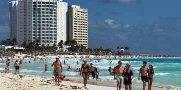 Turismo internacional en México crece 8.5 %
