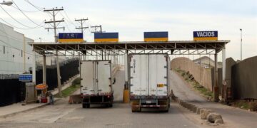 Aranceles de Trump afectan 200 mil tractocamiones en México