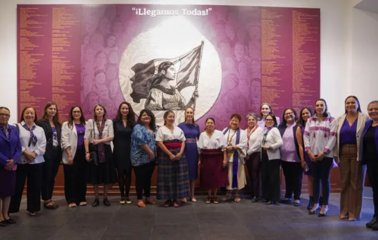 Presidenta Claudia Sheinbaum inaugura la sala mujeres en la historia en el Palacio Nacional en conmemoración del 8M