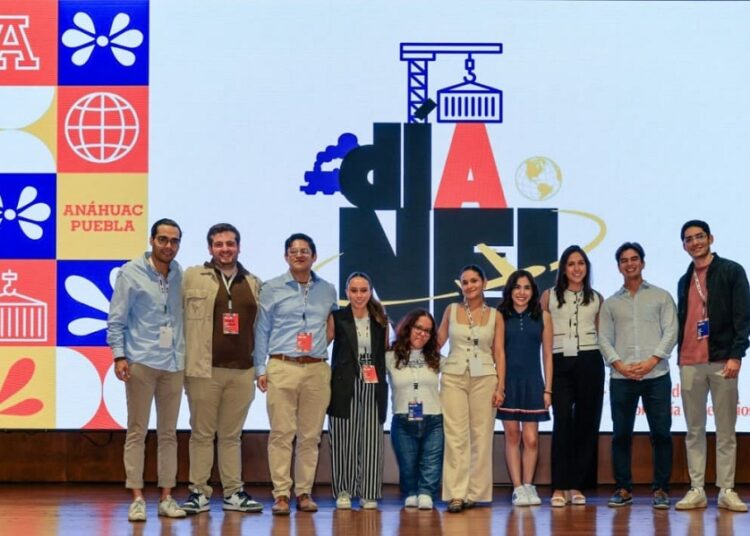 Líderes inspiran a estudiantes de Red Anáhuac para transformar el futuro empresarial