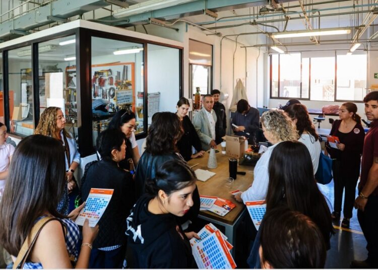 Anáhuac Puebla recibe a padres de familia en su Open House
