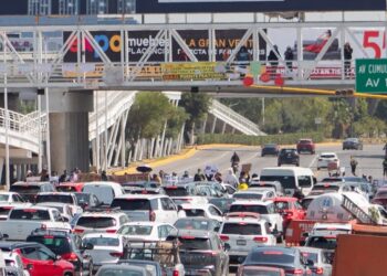 CMIC advierte que paso a nivel banqueta en Vía Atlixcáyotl afectaría inversión y tiempos de traslado