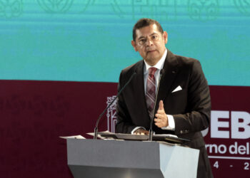 Armenta rinde informe por sus primeros 100 días de gobierno