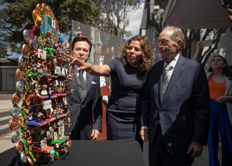 Fallece en México Olegario Vázquez Raña