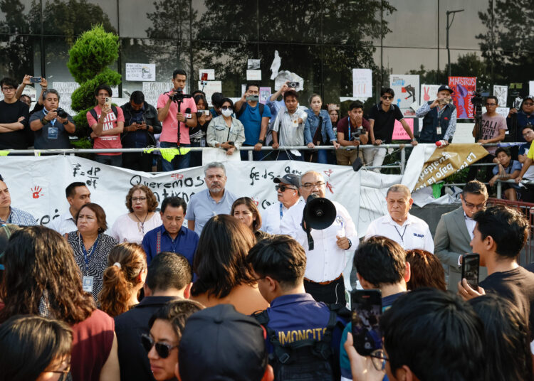 Proceso de Admisión 2025 está en alto riesgo: José Vázquez