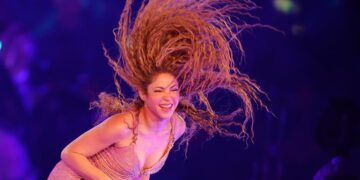 Shakira enciende Buenos Aires con show en Campo de Polo