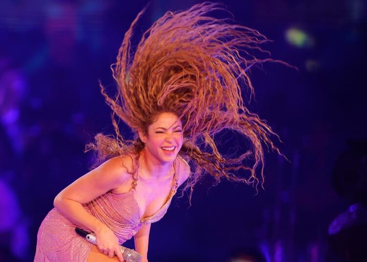 Shakira enciende Buenos Aires con show en Campo de Polo