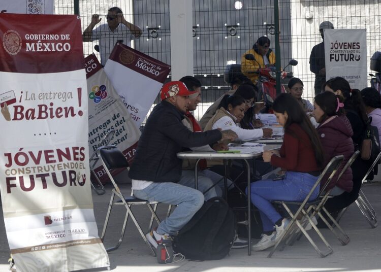PRI denuncia uso de programas sociales para apoyar a candidatos de Morena al Poder Judicial