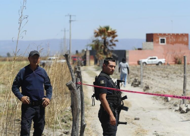 FGR asume caso del hallazgo de fosas en Teuchitlán