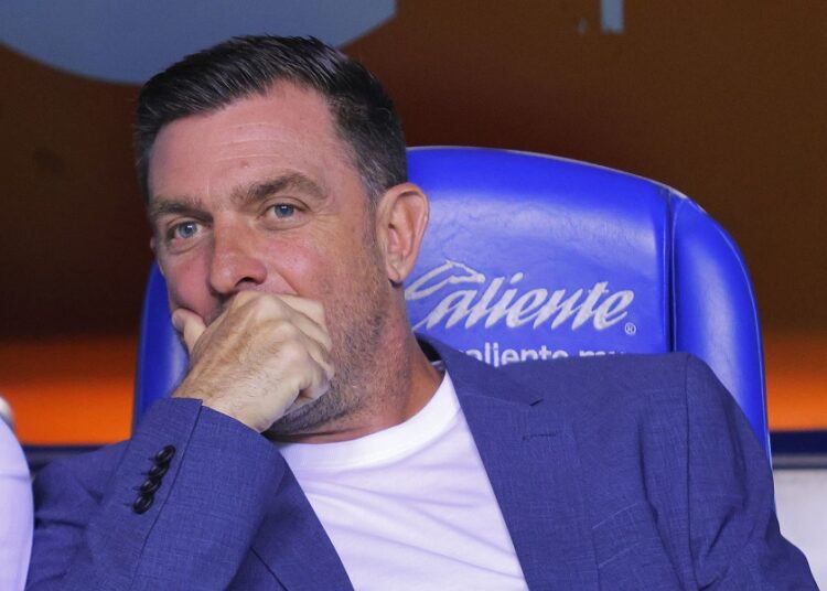 Líderes del Club Puebla respaldan a Pablo Guede
