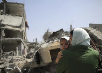 Casi 290 mil niños en riesgo de inanición y frío por el bloqueo israelí