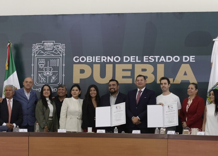 Nombran a Marcos Madrid y Checo Niño directores de la Universidad del Deporte