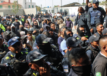 Policías municipales levantan paro tras acuerdo con alcalde Pepe Chedraui (Video)