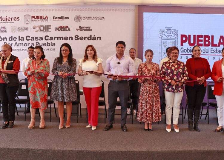 Ceci Arellano inaugura «Casa Carmen Serdán» en Cuautlancingo