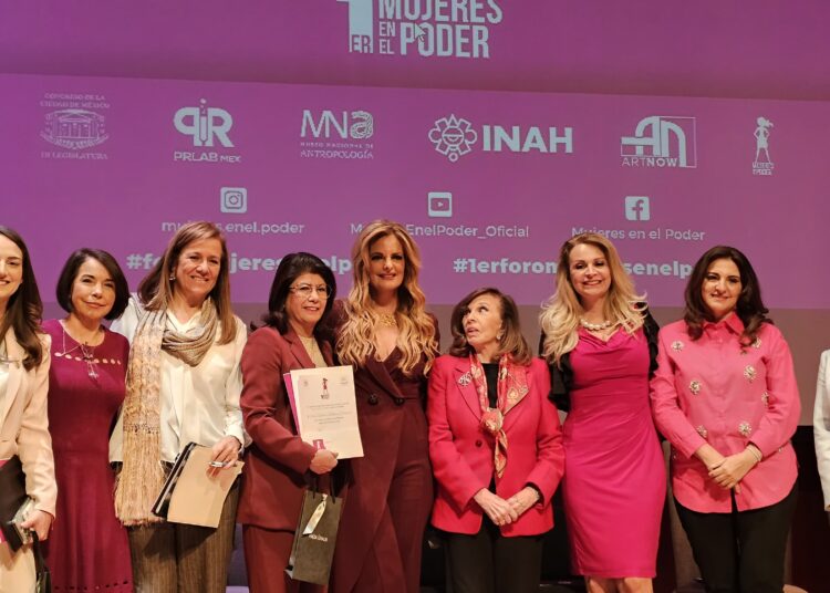 Por más mujeres participando en puestos de poder se pronuncia Maiella Gómez