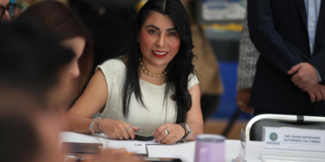 Paridad sí, pero con poder real: mujeres que deciden, no que adornan