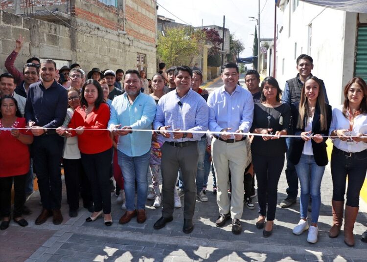Omar Muñoz inaugura segunda obra de pavimentación en Sanctorum