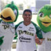 Omar Muñoz firma convenio de colaboración con Pericos