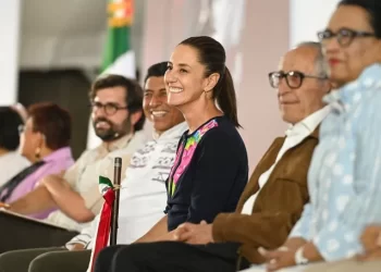 En Oaxaca, Presidenta Claudia Sheinbaum inaugura el hospital general de la mujer y la niñez Oaxaqueña, asi como el centro de salud de servicios ampliados de Ixtlán de Juárez del IMSS bienestar