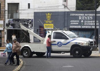 Revista a grúas y corralones para frenar corrupción