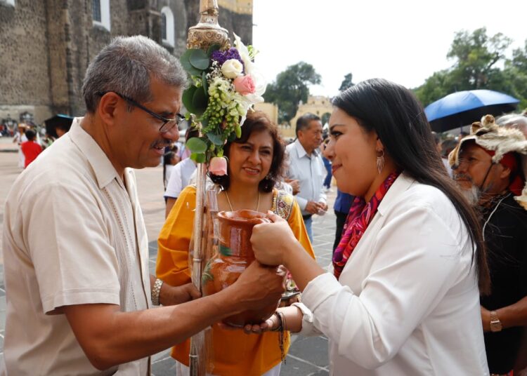 Tonantzin Fernández fortalece la identidad de San Pedro Cholula en la Tlahuanca 2025