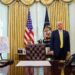Exfuncionarios de EE.UU. alertan sobre abuso de poder de Trump