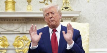 Trump admite costo por aranceles, pero asegura que “irá bien”