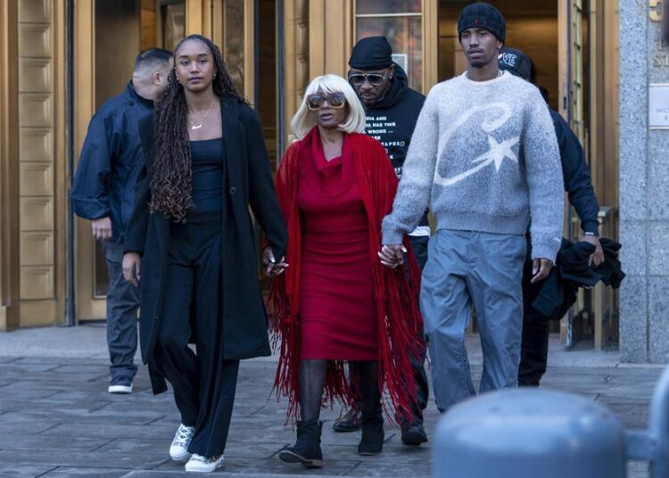 Diddy, acusado de dos nuevos delitos antes de juicio por tráfico sexual