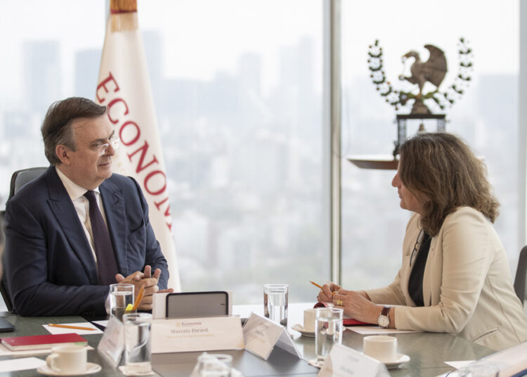 Vicepresidenta europea inicia visita oficial en México