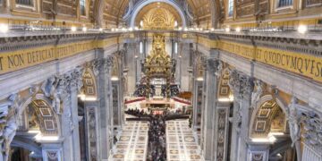 Cortejo de Francisco recorrerá 6 km en Roma