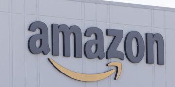 Amazon lanzará sus primeros satélites de internet el 9 de abril