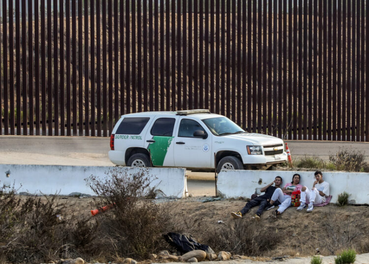 Apoyan a proyectos de migrantes repatriados