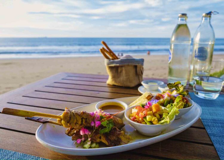 Conoce 9 consejos para cuidar tu salud y alimentación en vacaciones
