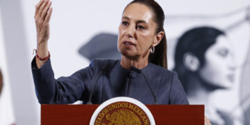 Presidenta enviará a su secretaria al funeral del papa