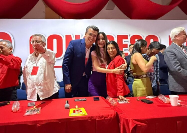 Nora Escamilla y Toño López rinden protesta como miembros del CEN del PT