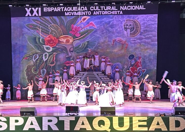 Exitosa XXI Espartaqueada Cultural