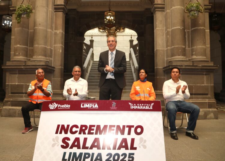 Ayuntamiento firma convenio de la Revisión Salarial 2025 con naranjitas