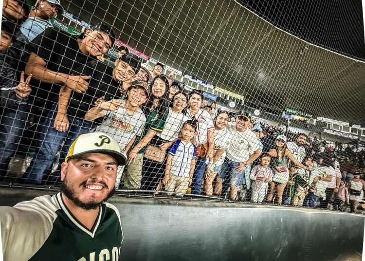 Juan Kirk se lleva el Guante de Oro de la LMP