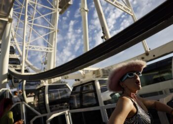 Tendencias Coachella 2025: moda viral