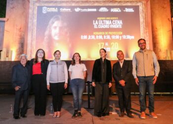 Gobierno estatal inaugura proyecciones monumentales de «La Última Cena: El Cuadro Viviente»