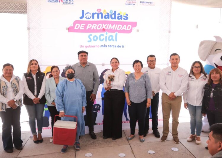 Lleva Lupita Cuautle servicios municipales a la colonia Emiliano Zapata