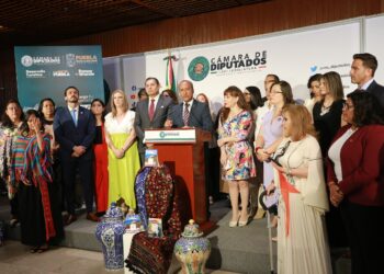 Puebla presenta su oferta turística en Cámara de Diputados