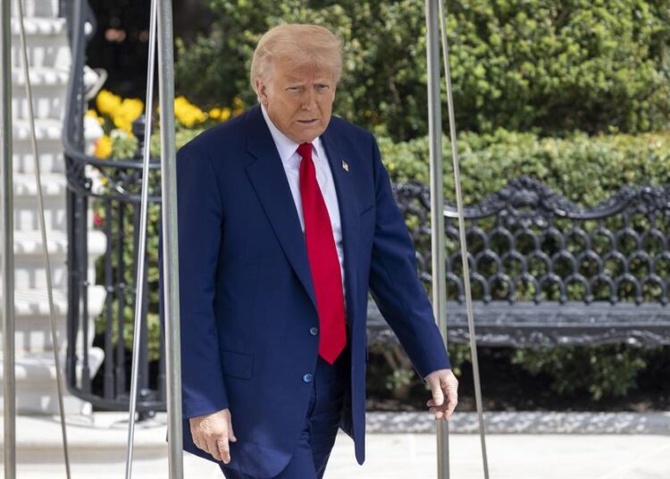 Trump sugiere alivio arancelario para China si aprueba acuerdo de TikTok