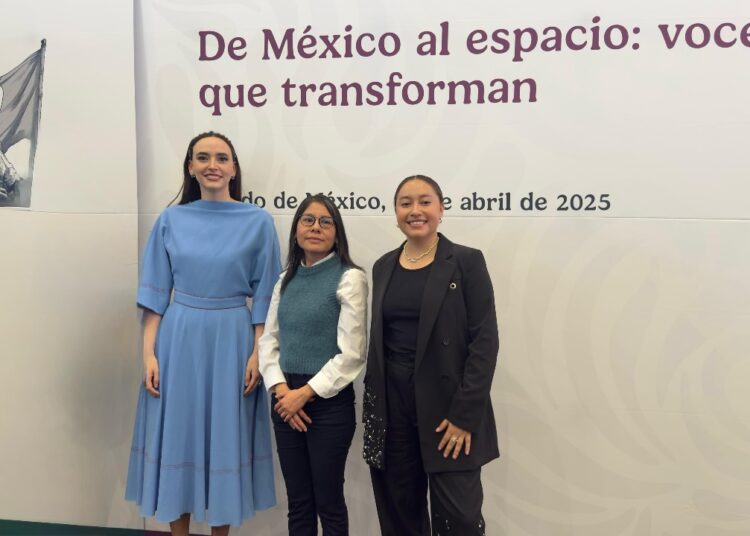 Presenta ATDT Programa Espacial Mexicano en la Feria Aeroespacial México