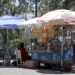 Ayuntamiento pide a informales no vender chatarra en las afueras de las escuelas