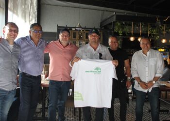 Directiva de Arcángeles, jugadores y staff de coacheo celebran convivencia
