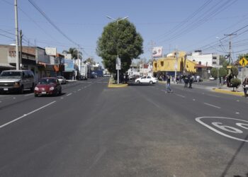 Ayuntamiento concluye mantenimiento vial de Av. 15 de Mayo