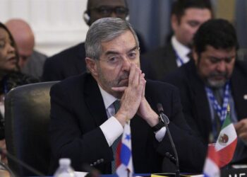 México rechaza  la vinculación con «actos delictivos» en Ecuador
