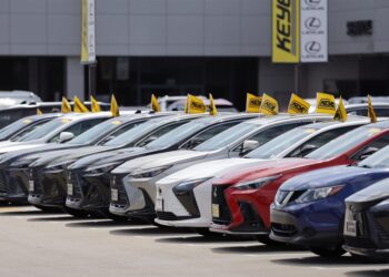 Aranceles disparan ventas de autos en EE.UU.