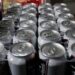EE.UU. aplicará arancel del 25 % a latas de aluminio desde el viernes